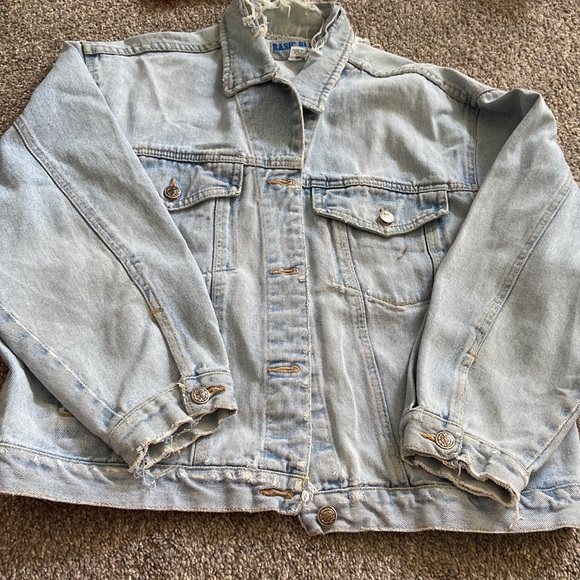 Large Jean jacket - Picture 1 of 2